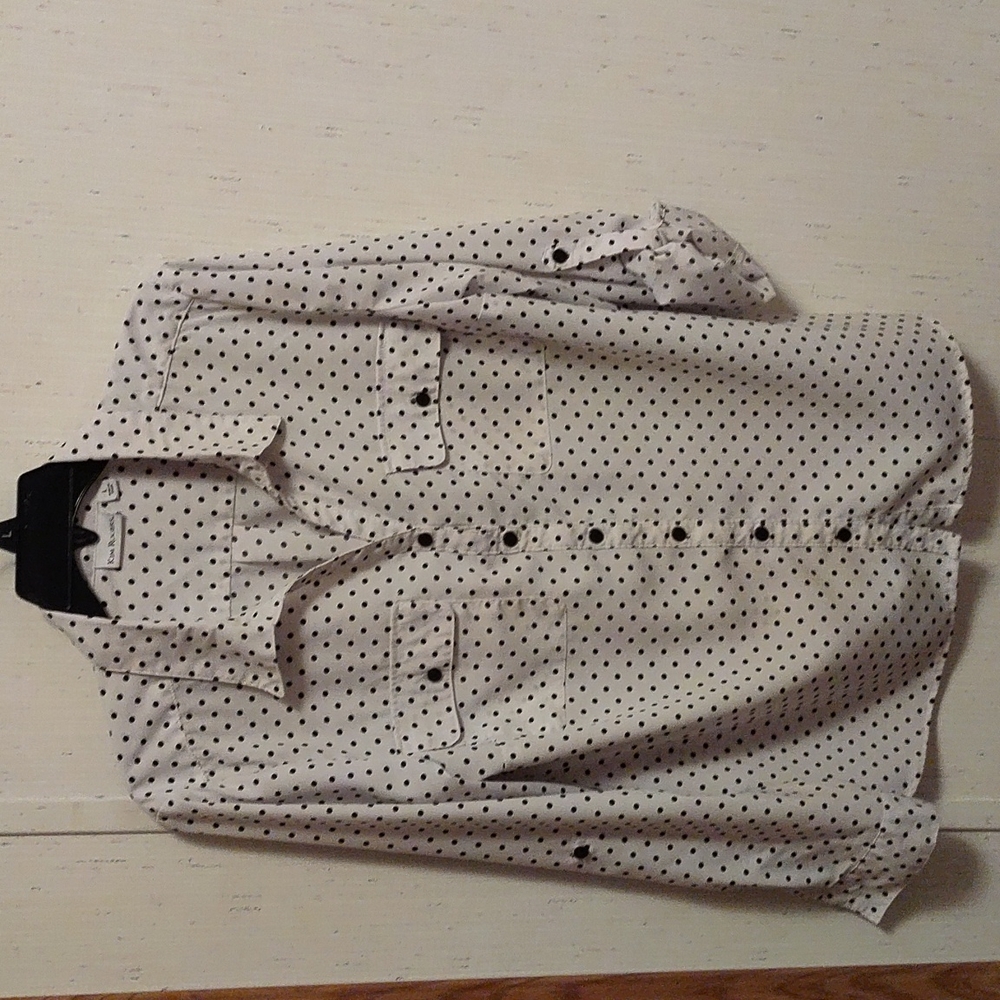 Polka dot blouse. Cute, comfortable.